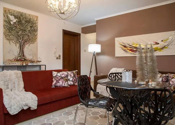 Meteora Olio Hills *